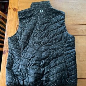 Under Armour vest 🍃
